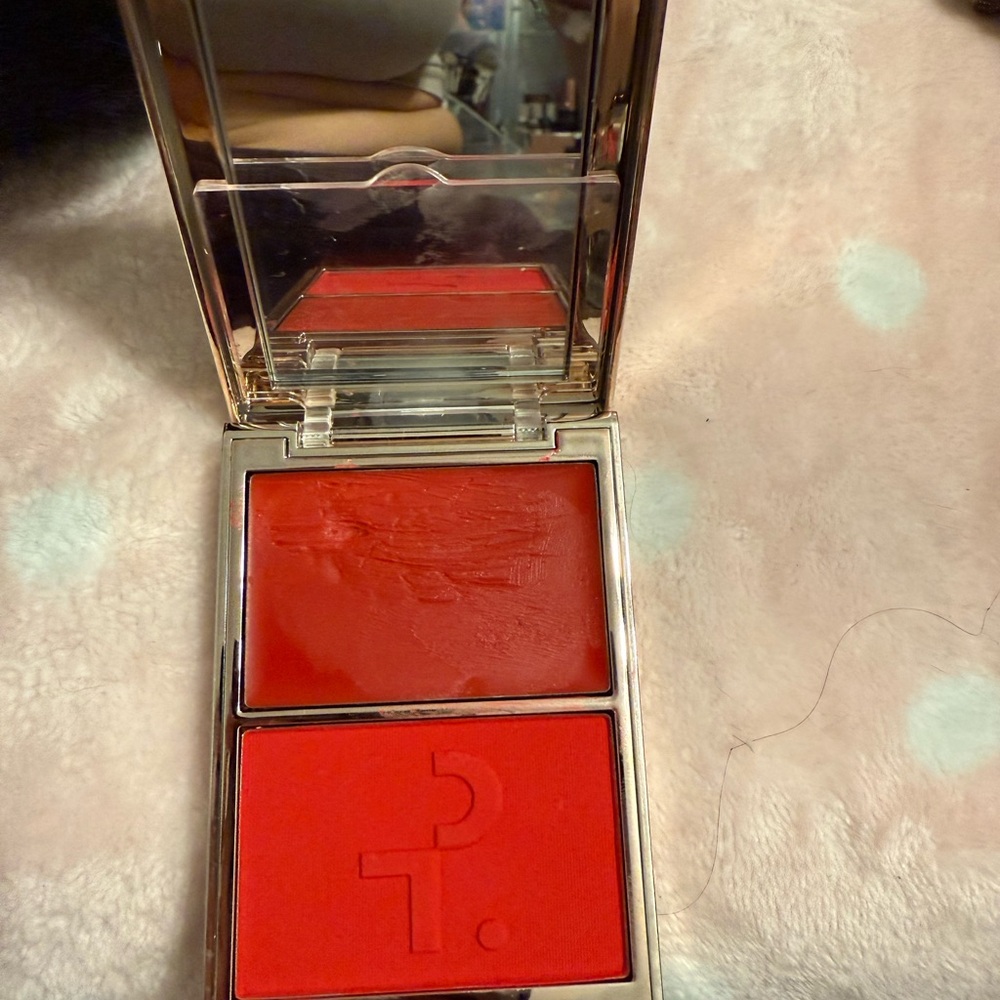 Patrick Ta Dual Blush Palette - she left me on red / Bold Red